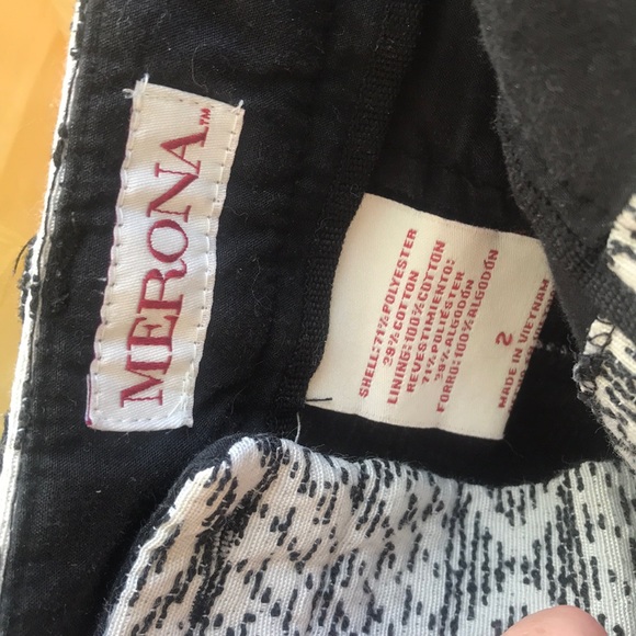 Merona size 2 Aztec print shorts - Picture 2 of 3